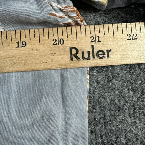 Rhythm Shirt XL Blue Floral Print All Over Short Sleeve 100% Rayon Huckberry - Picture 5 of 5